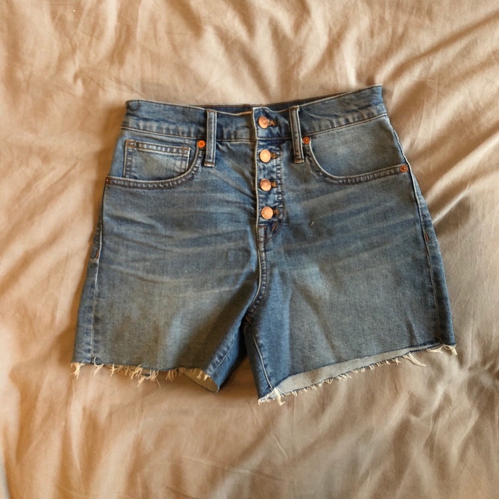 Madewell button fly shorts
